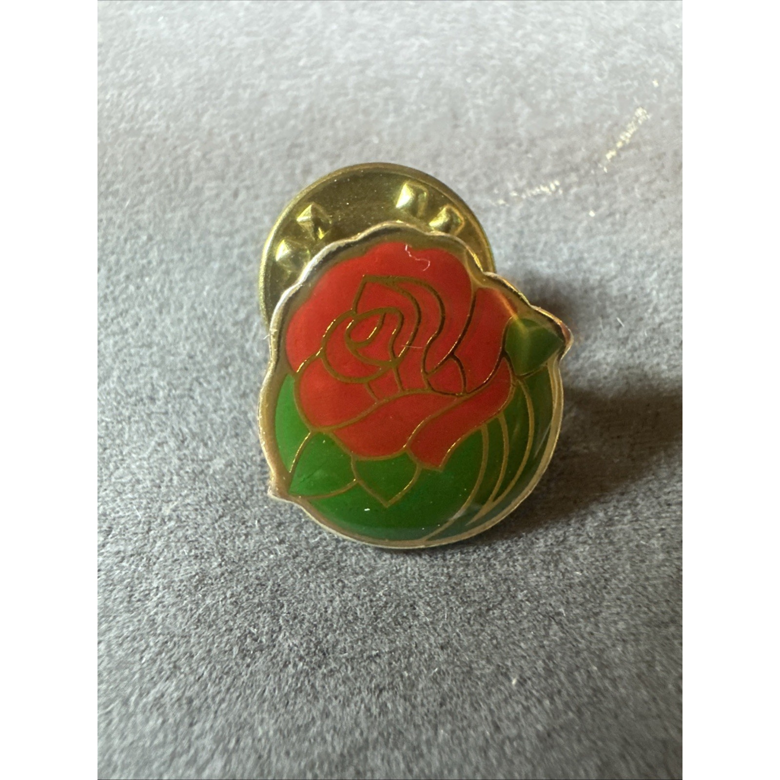 Rose Bowl Ncaa Football Pinback Lapel Pin 1984 Milestone Officially Licensed
